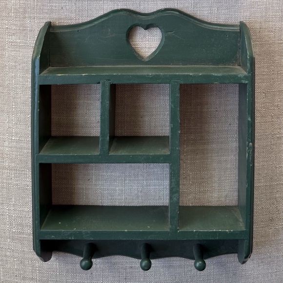 Cottage Core Shelf - Picture 1 of 1